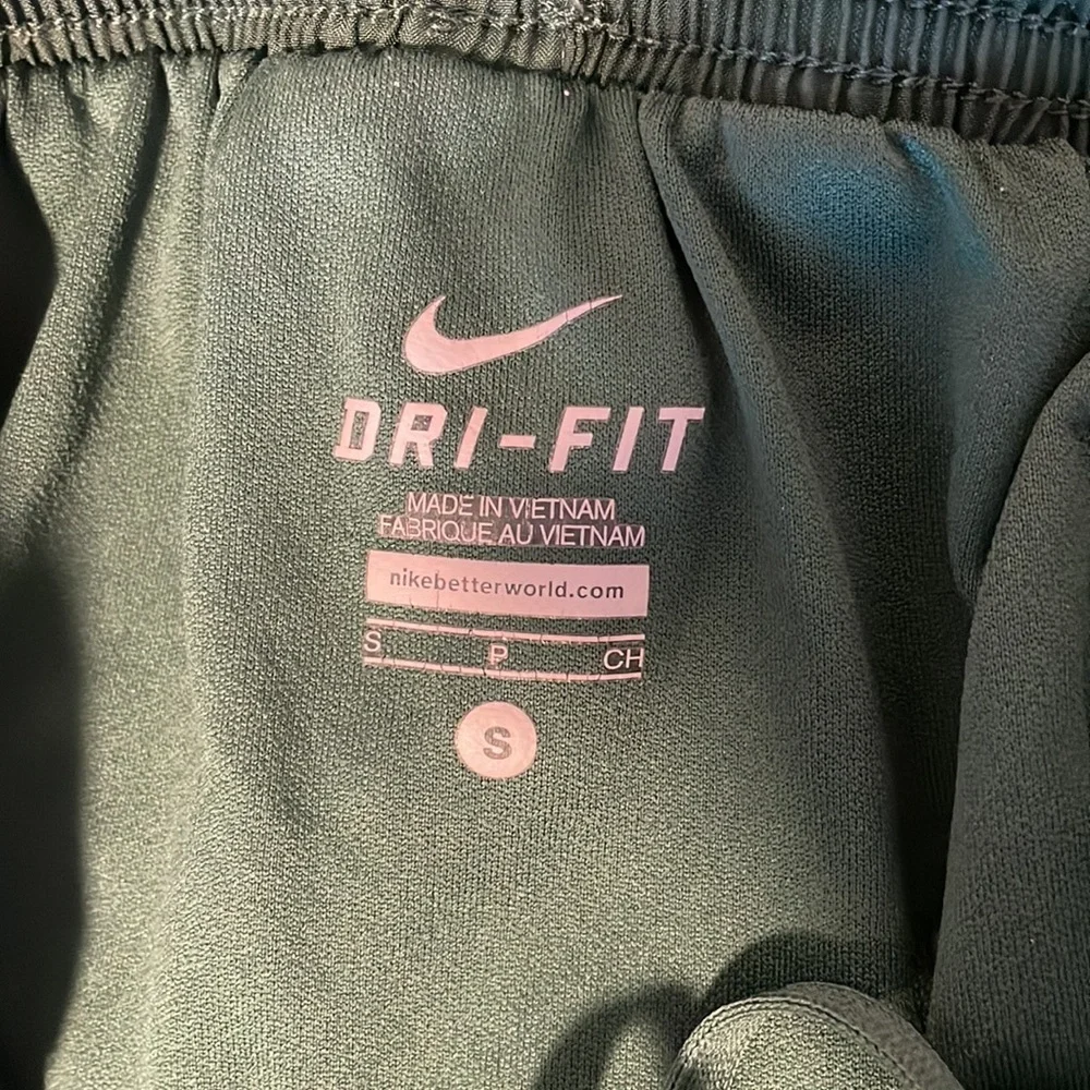 Nike Dri-fit Green Running Short Girl's Size Small - Picture 3 of 3